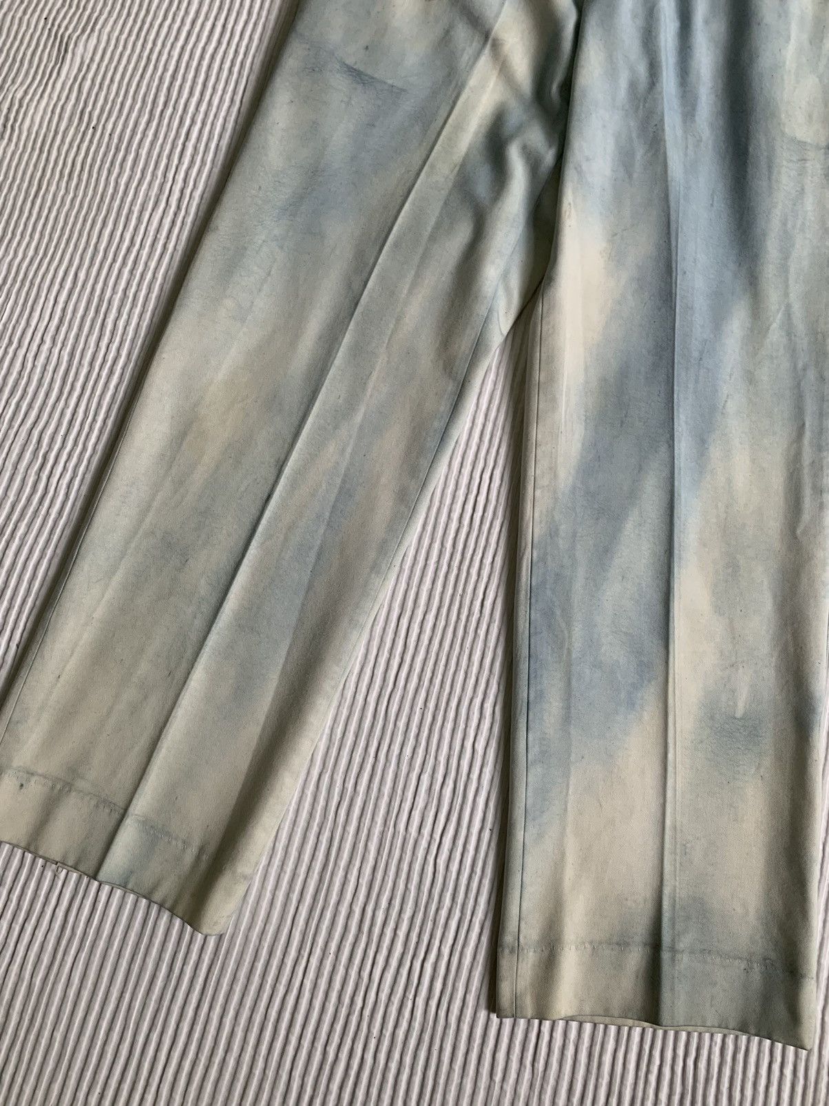 Indigo × Japanese Brand × Vintage Satin Heavy Sun Faded Creased Indigo Cloudy Pants Size US 26 / EU 42 - 7 Thumbnail