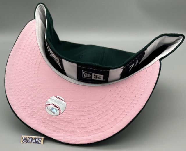 MLB × New Era 7 5/8 Exclusive Fitted Dark Green Cubs Pink