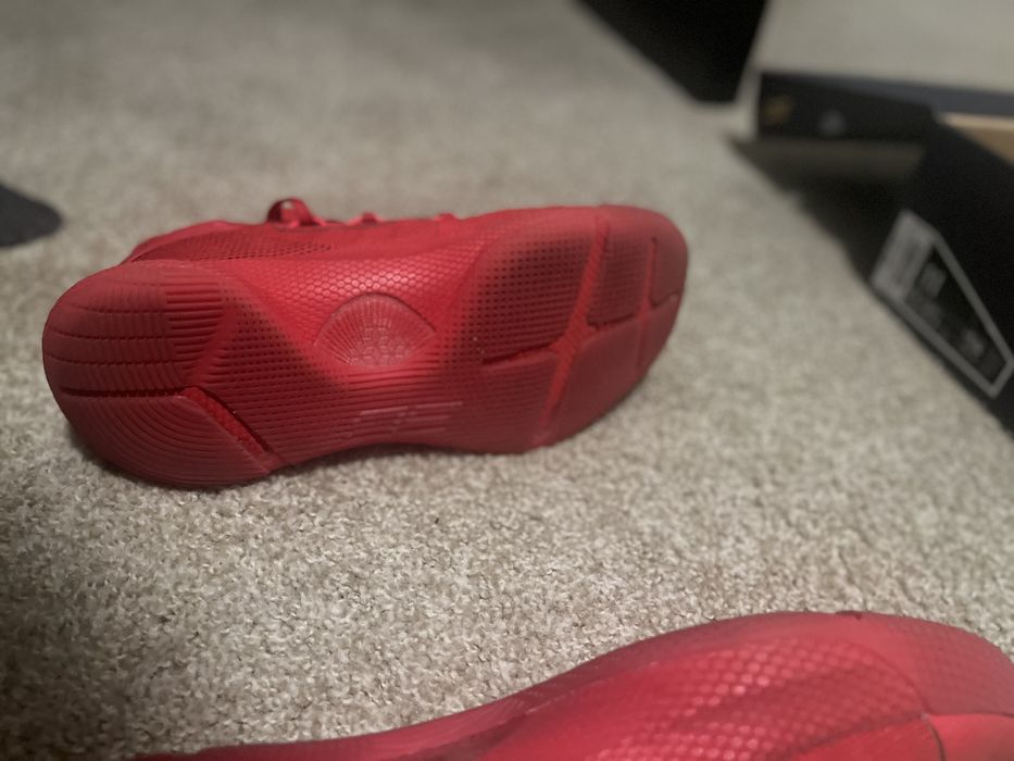 Under Armour ***RARE SNEAKERS*** Under Armour Curry 6 Triple Red Grailed