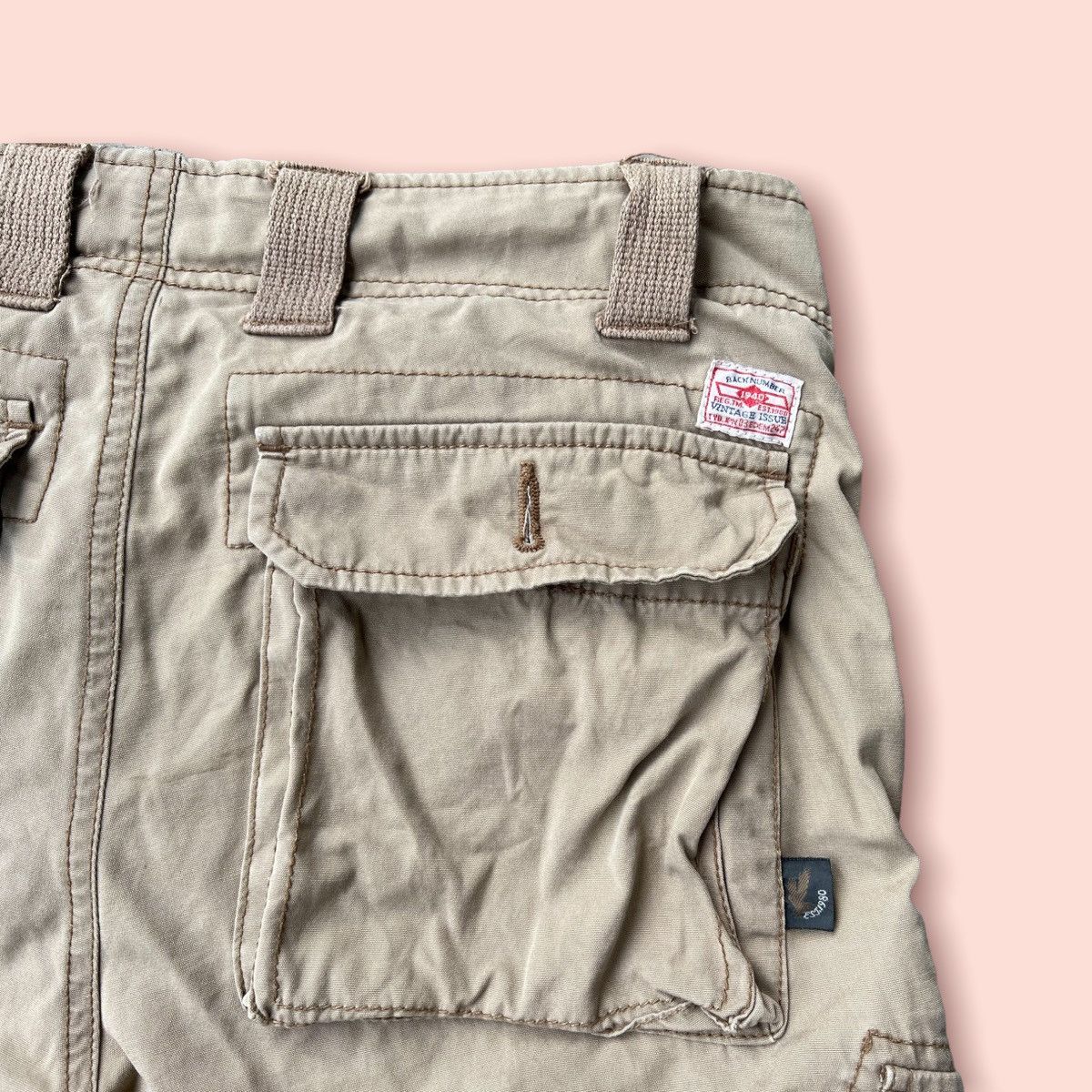 Japanese Brand VINTAGE BACK NUMBER UP ARMORED EQUIPMENT CARGO SHORTS Size US 31 - 10 Thumbnail
