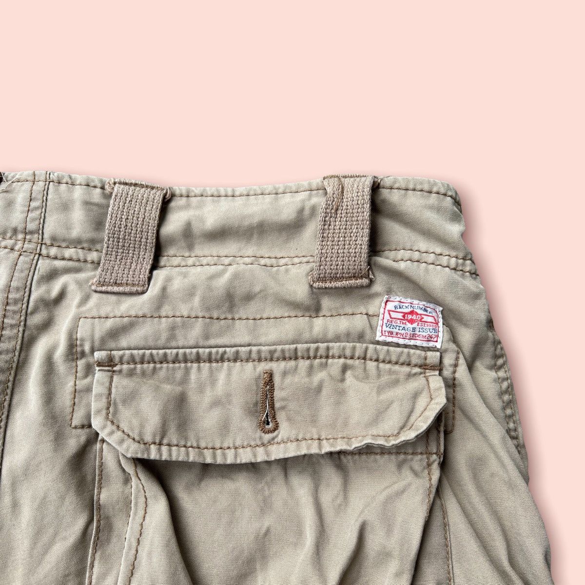 Japanese Brand VINTAGE BACK NUMBER UP ARMORED EQUIPMENT CARGO SHORTS Size US 31 - 12 Thumbnail