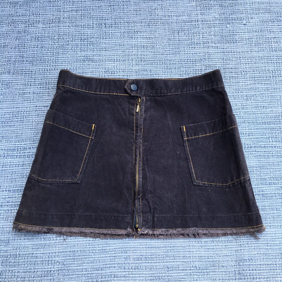 Hysteric Glamour corduroy short Size US 26 / EU 42 - 1 Thumbnail