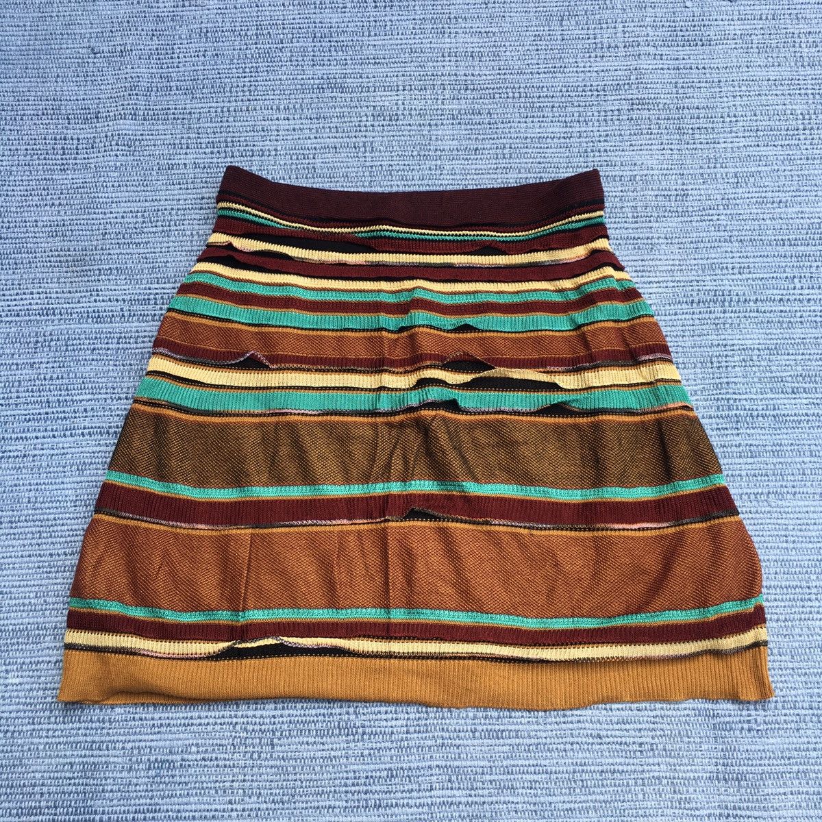 Missoni mutlicolour short Size US 26 / EU 42 - 2 Thumbnail