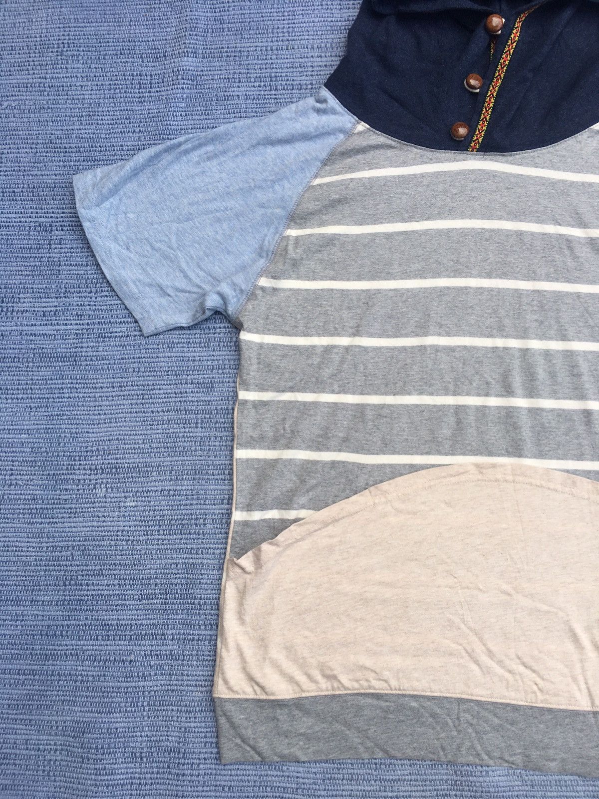 go slow caravan short sleeve hoodie Size US L / EU 52-54 / 3 - 5 Thumbnail