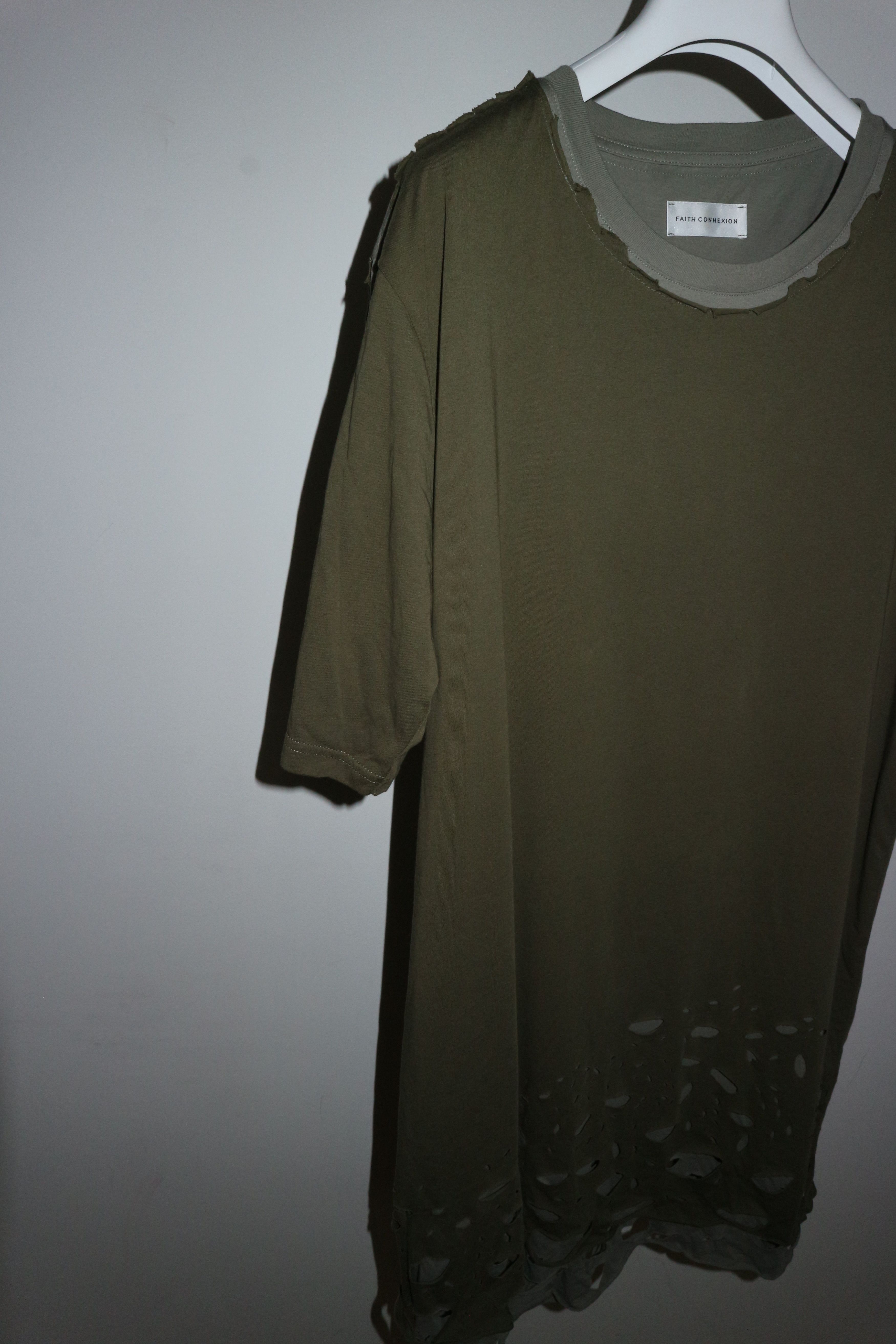 Faith Connexion Khaki distressed tshirt Size US M / EU 48-50 / 2 - 5 Thumbnail