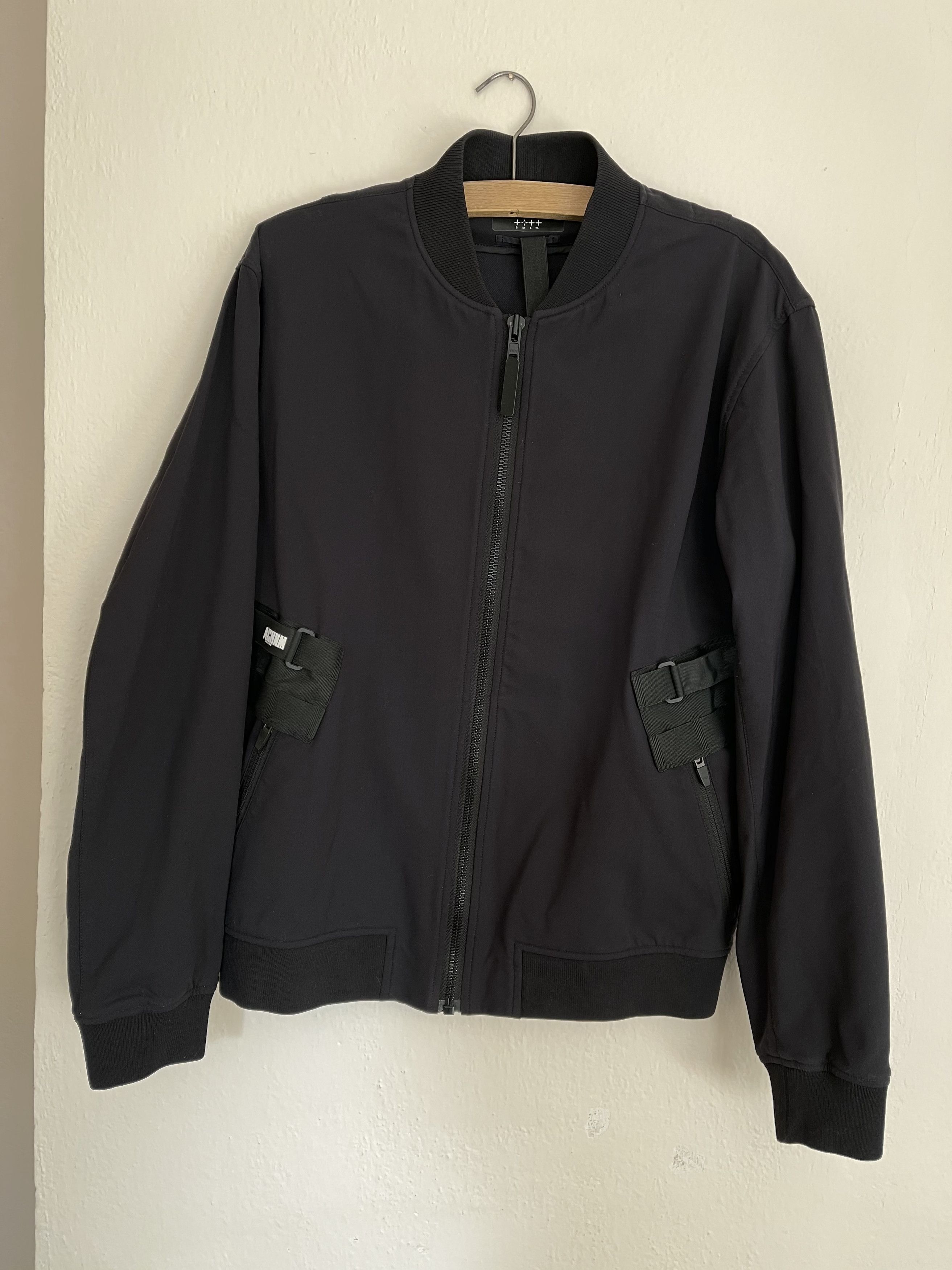 Acronym DS-J12TS Scheoller Dryskin Bomber