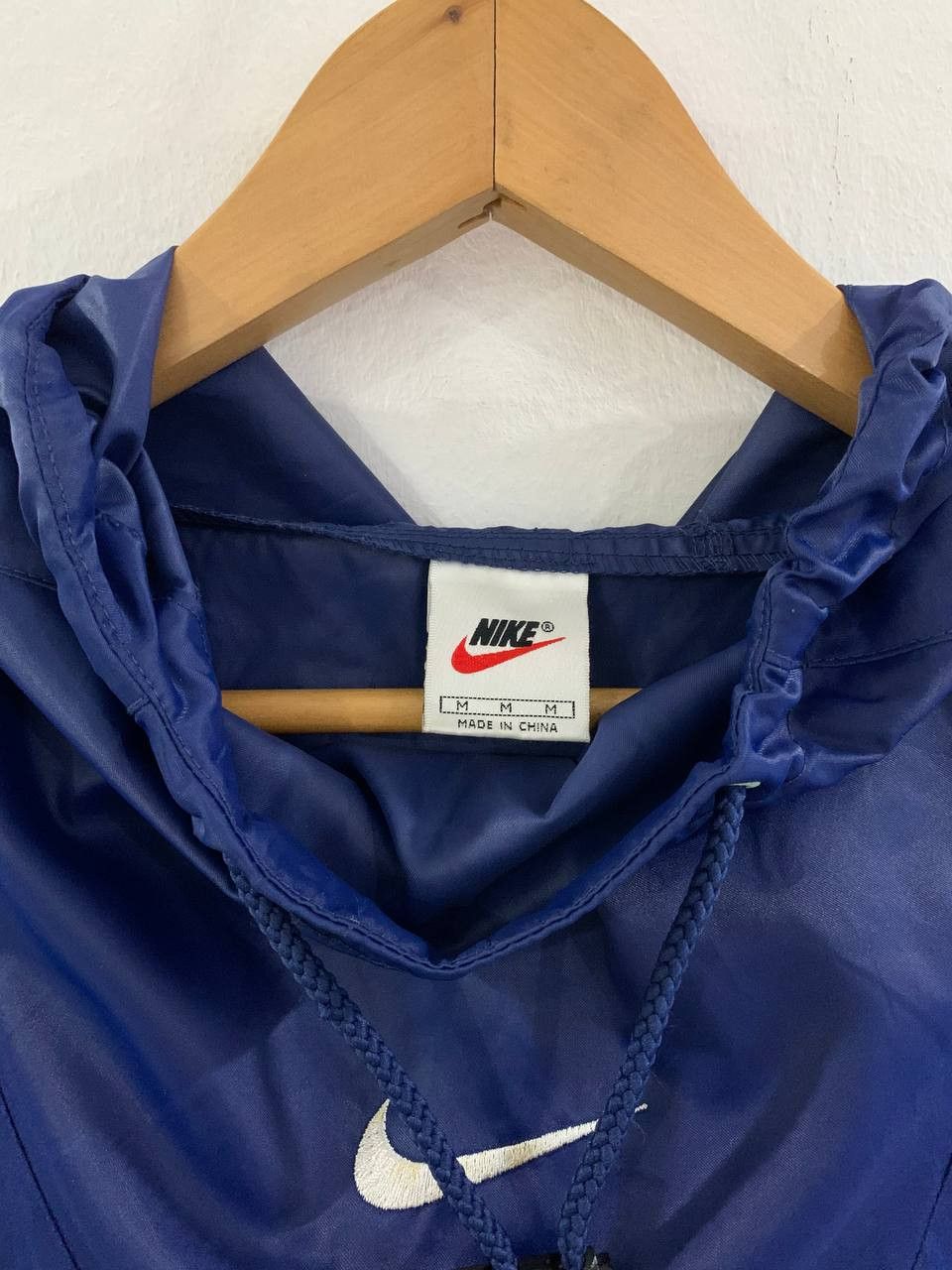 Nike Vintage 2000s Nike Center Swoosh Windbreaker Size US M / EU 48-50 / 2 - 6 Thumbnail