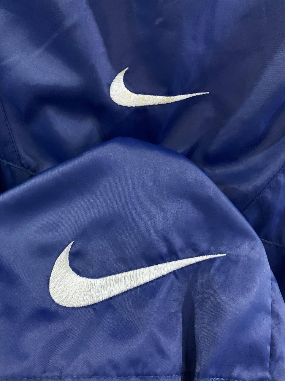 Nike Vintage 2000s Nike Center Swoosh Windbreaker Size US M / EU 48-50 / 2 - 4 Thumbnail