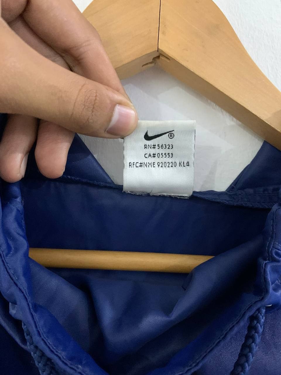 Nike Vintage 2000s Nike Center Swoosh Windbreaker Size US M / EU 48-50 / 2 - 7 Thumbnail