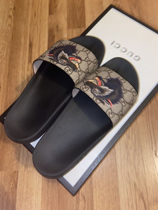 Gucci on sale sandals wolf