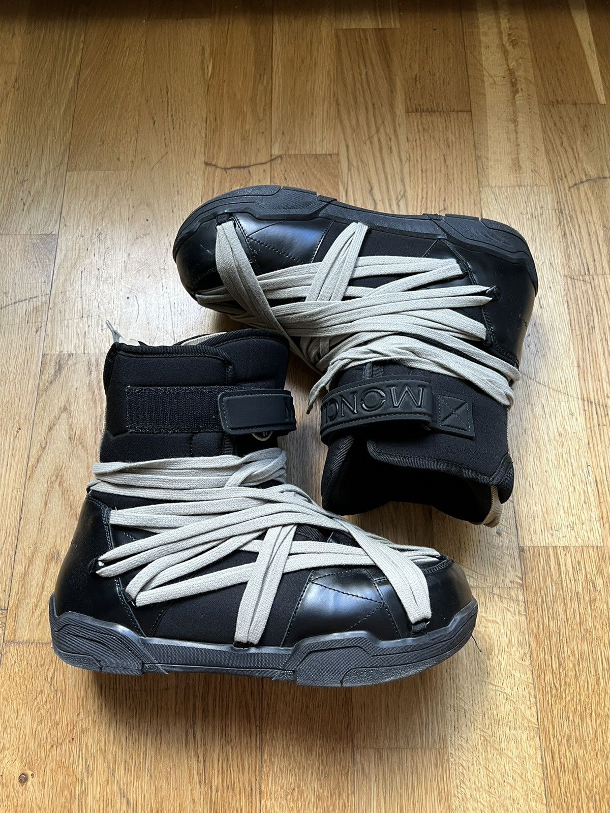 Amber leather snow boots