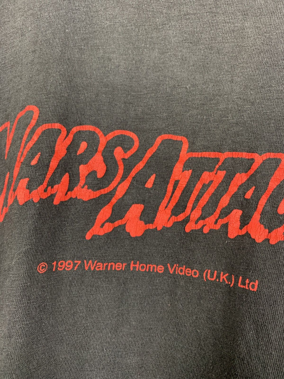 Vintage 1997 Vintage Mars Attacks Movie T-Shirt Size US XL / EU 56 / 4 - 5 Thumbnail