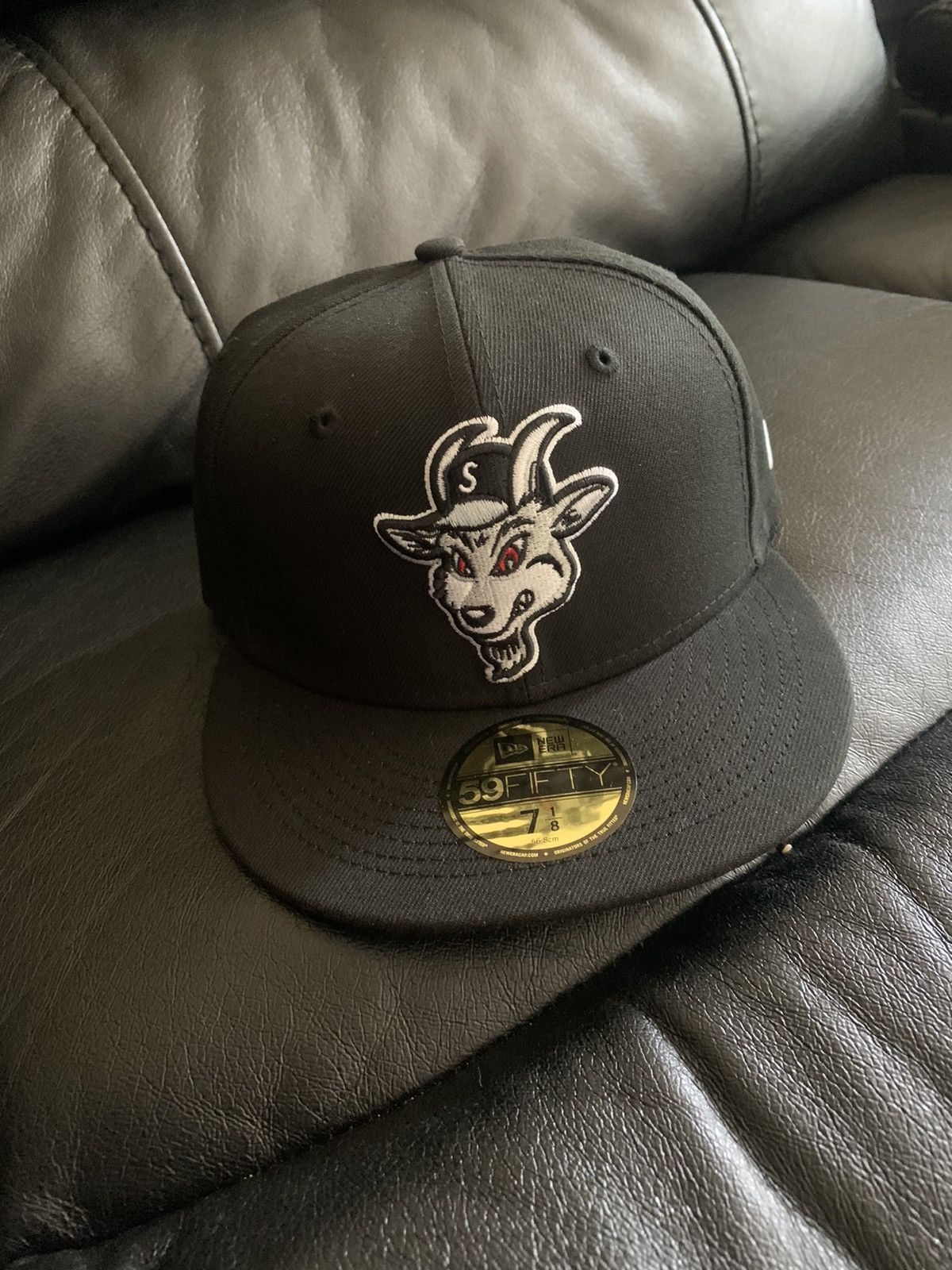 Supreme Supreme x New Era Goat Fitted - 7 1/8 | Grailed