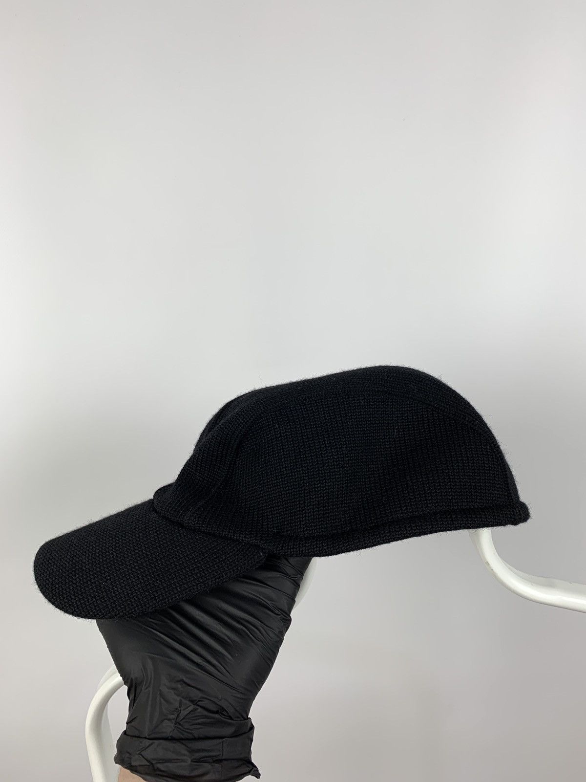 Dolce & Gabbana Vintage Dolce&Gabbana Wool Knit Black Cap Size ONE SIZE - 8 Thumbnail
