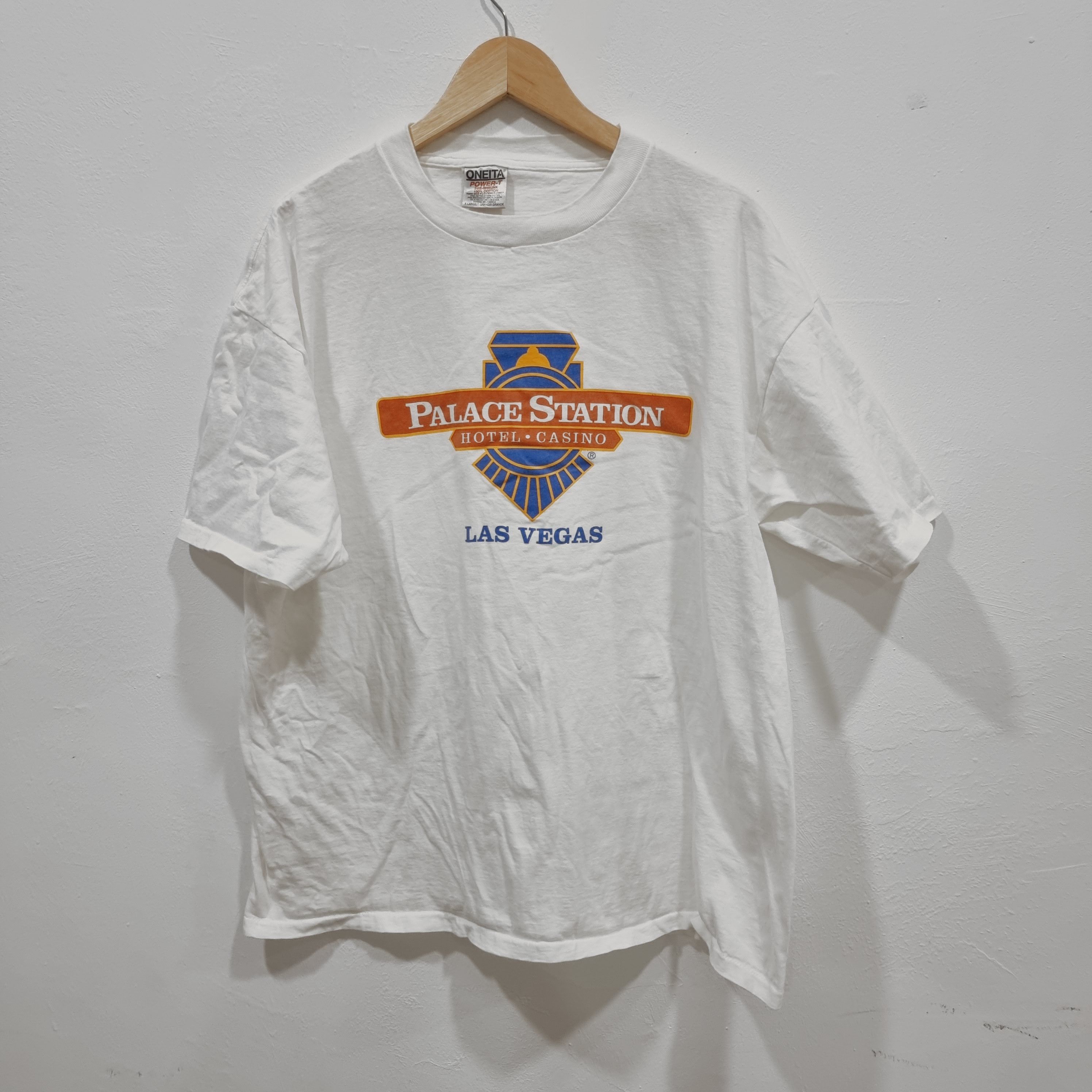 Vintage Vintage palace las vegas royal casino Size US L / EU 52-54 / 3 - 1 Thumbnail