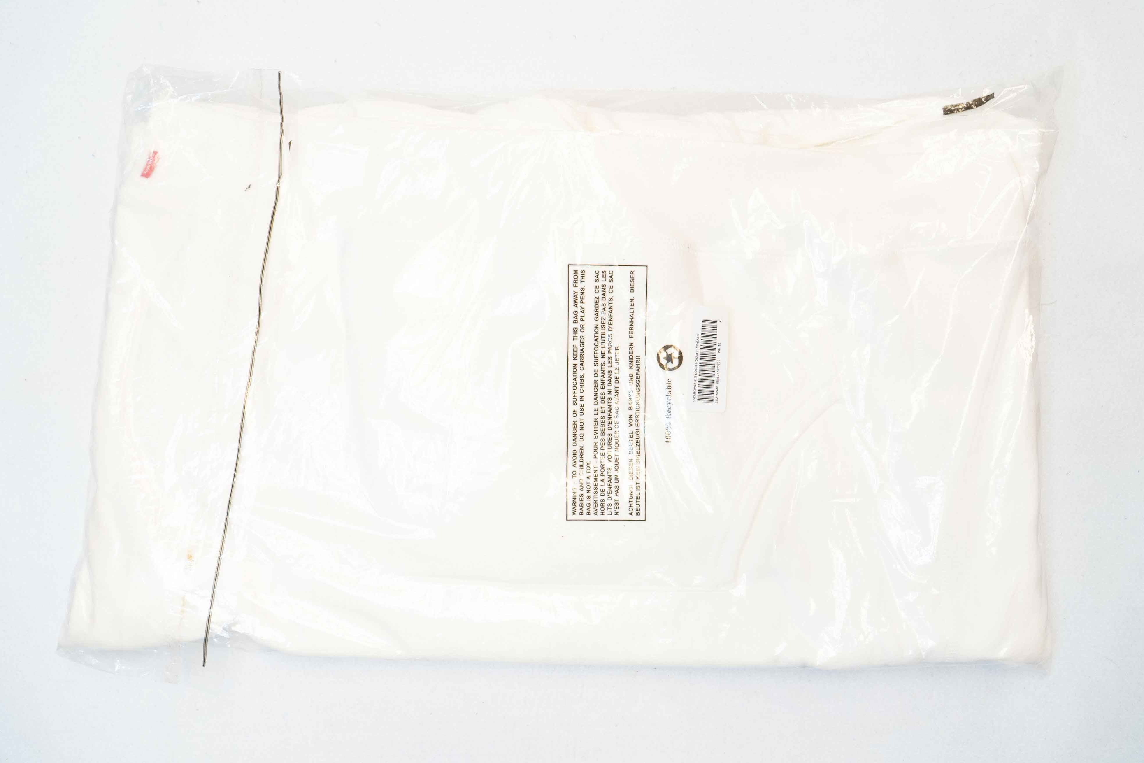 Supreme × Swarovski Supreme Swarovski S Logo Hooded Sweatshirt White Size XL Size US XL / EU 56 / 4 - 4 Thumbnail