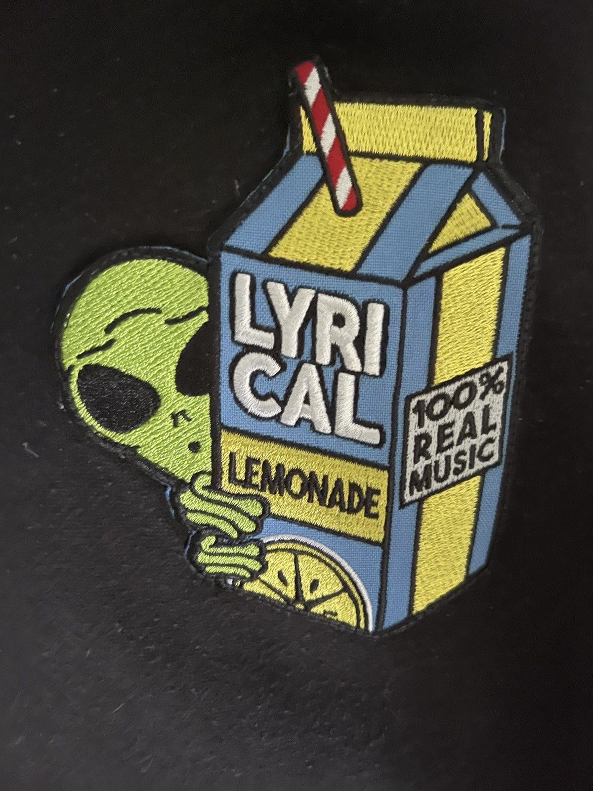 Lyrical lemonade alien hoodie sale