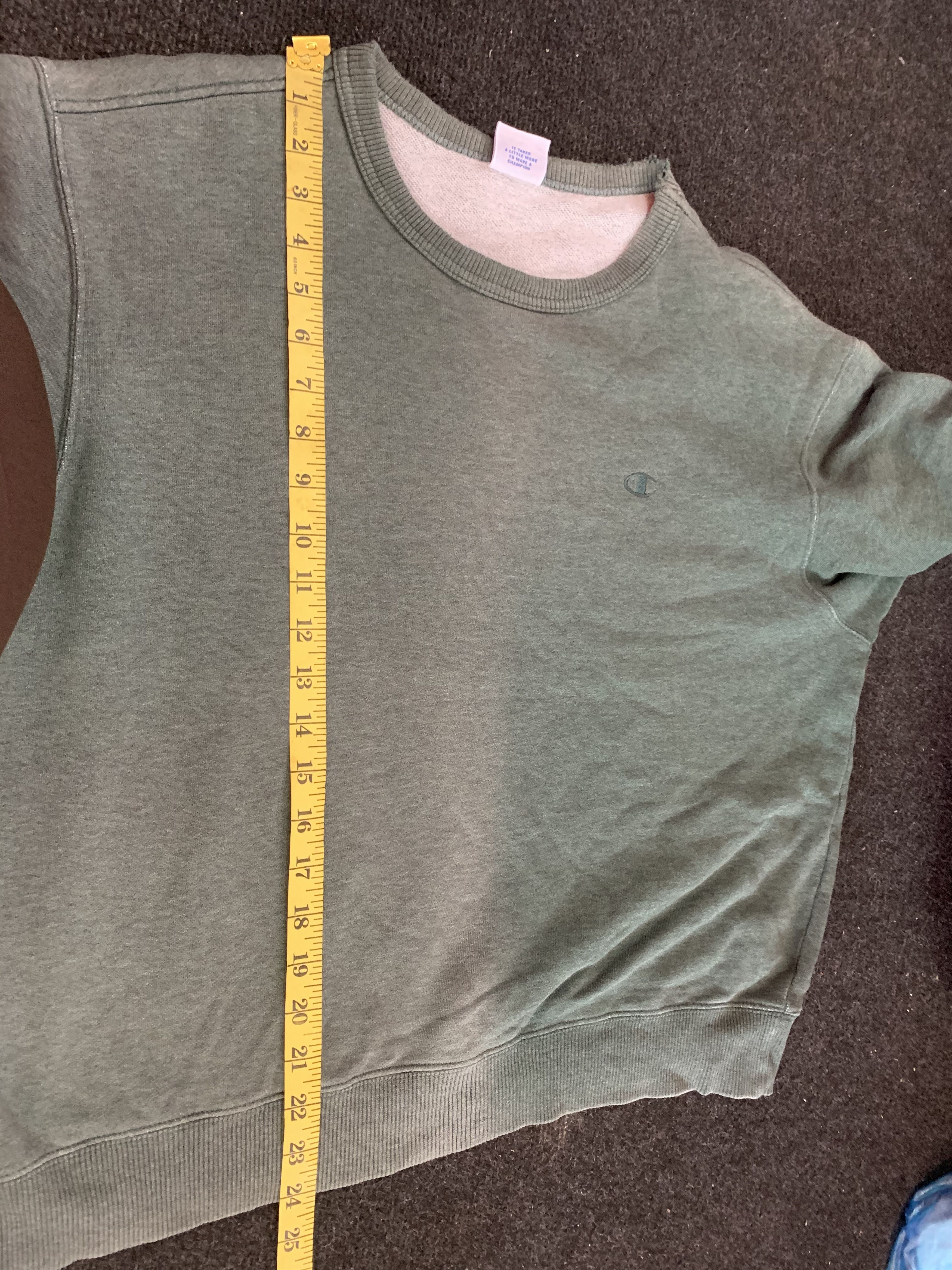 Champion 🔥Champion Small Logo Sweatshirt Vintage Style Size US M / EU 48-50 / 2 - 11 Thumbnail