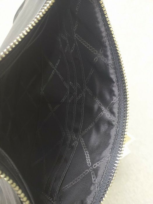 Michael Kors Michael Kors Large Party Bead Leather Zip Pouch 250