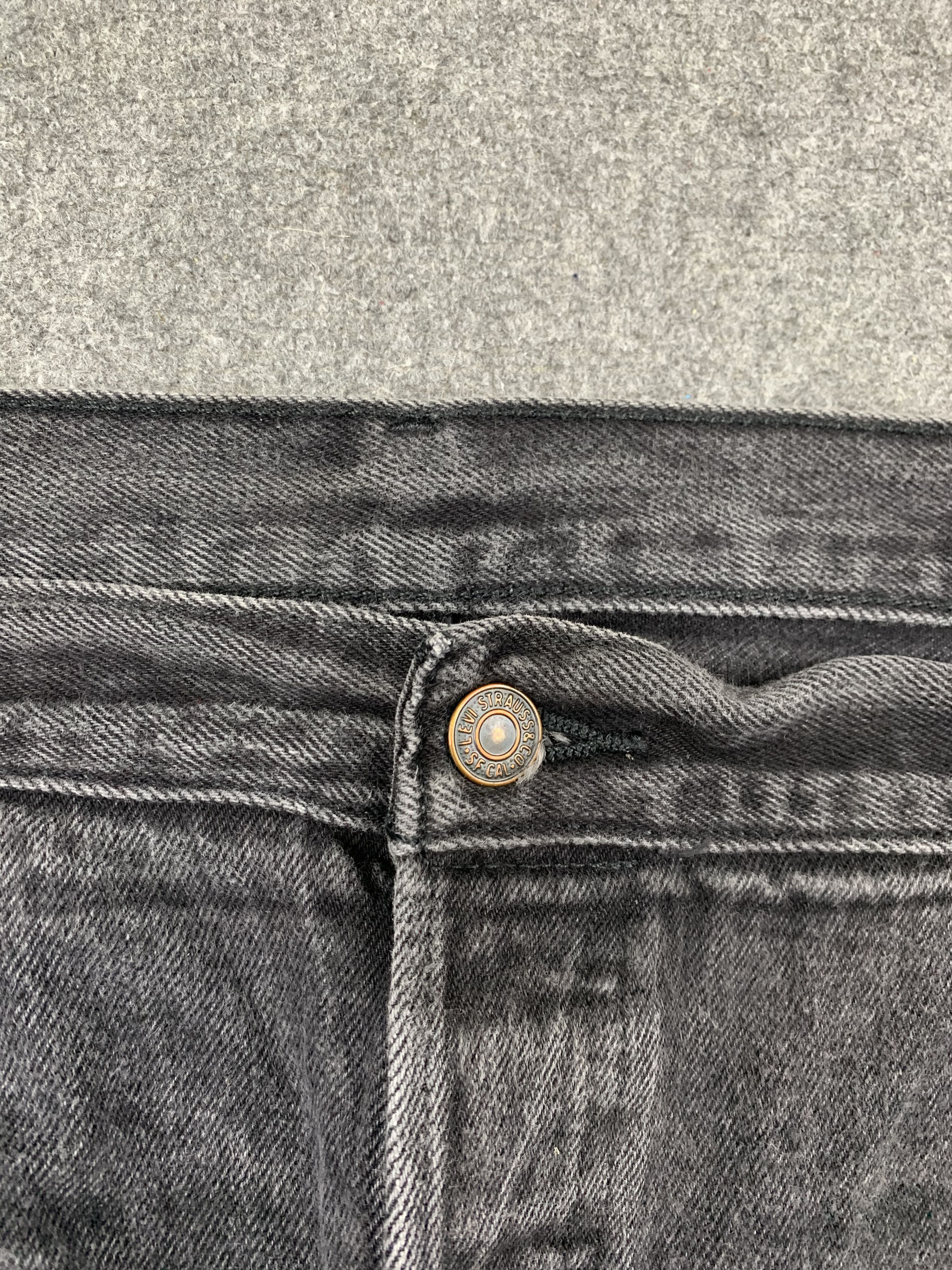 Levi's Vintage Levis 501 Faded Black Jeans DP1810 Size US 44 / EU 60 - 12 Thumbnail