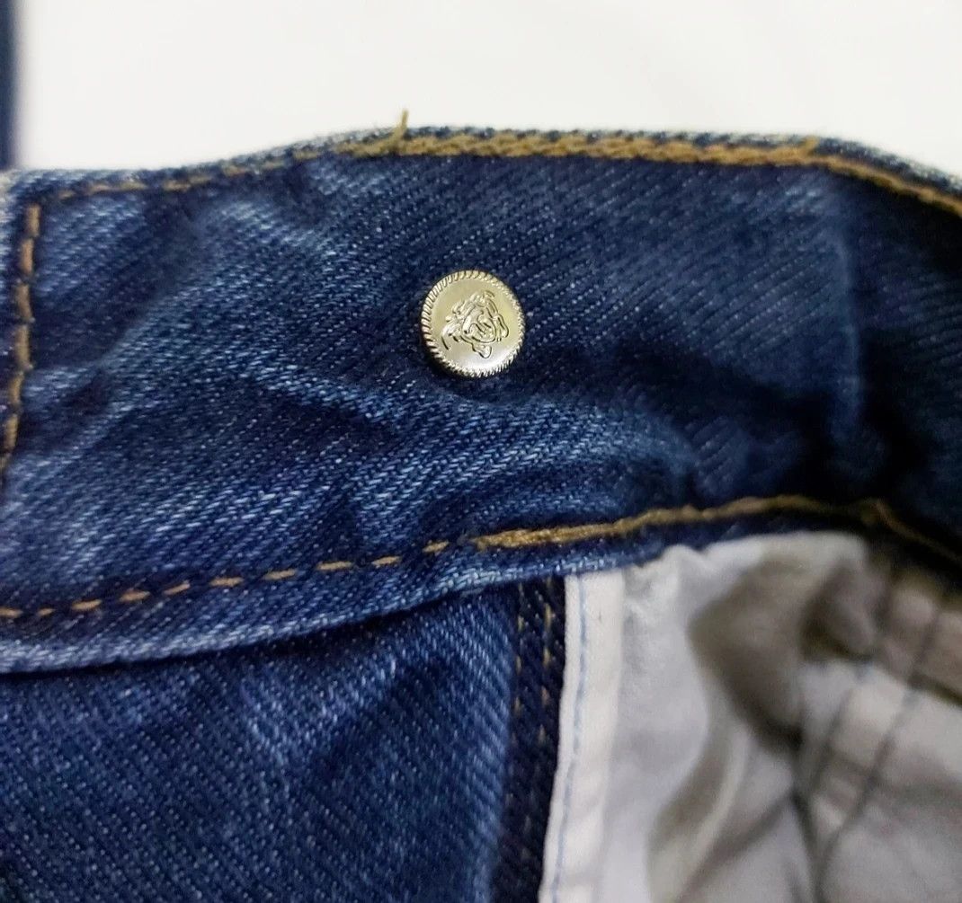 Versace × Versace Jeans Couture × Vintage Vintage Versace Jeans Couture Denim Pants Size US 28 / EU 44 - 13 Thumbnail