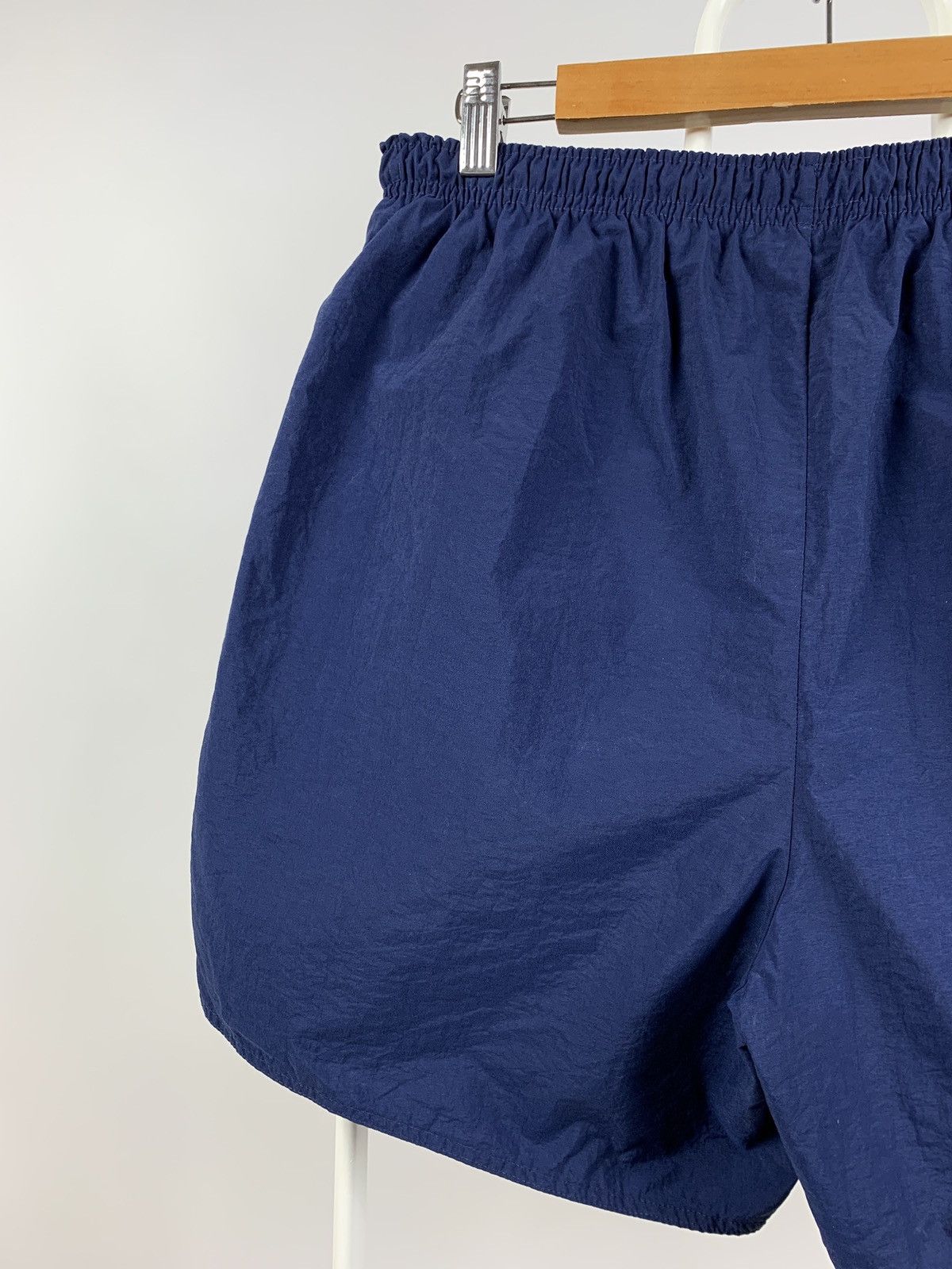 Nike 90s Vintage Nike Big Logo Swoosh Navy Blue Shorts Made in UK Size US 32 / EU 48 - 10 Thumbnail