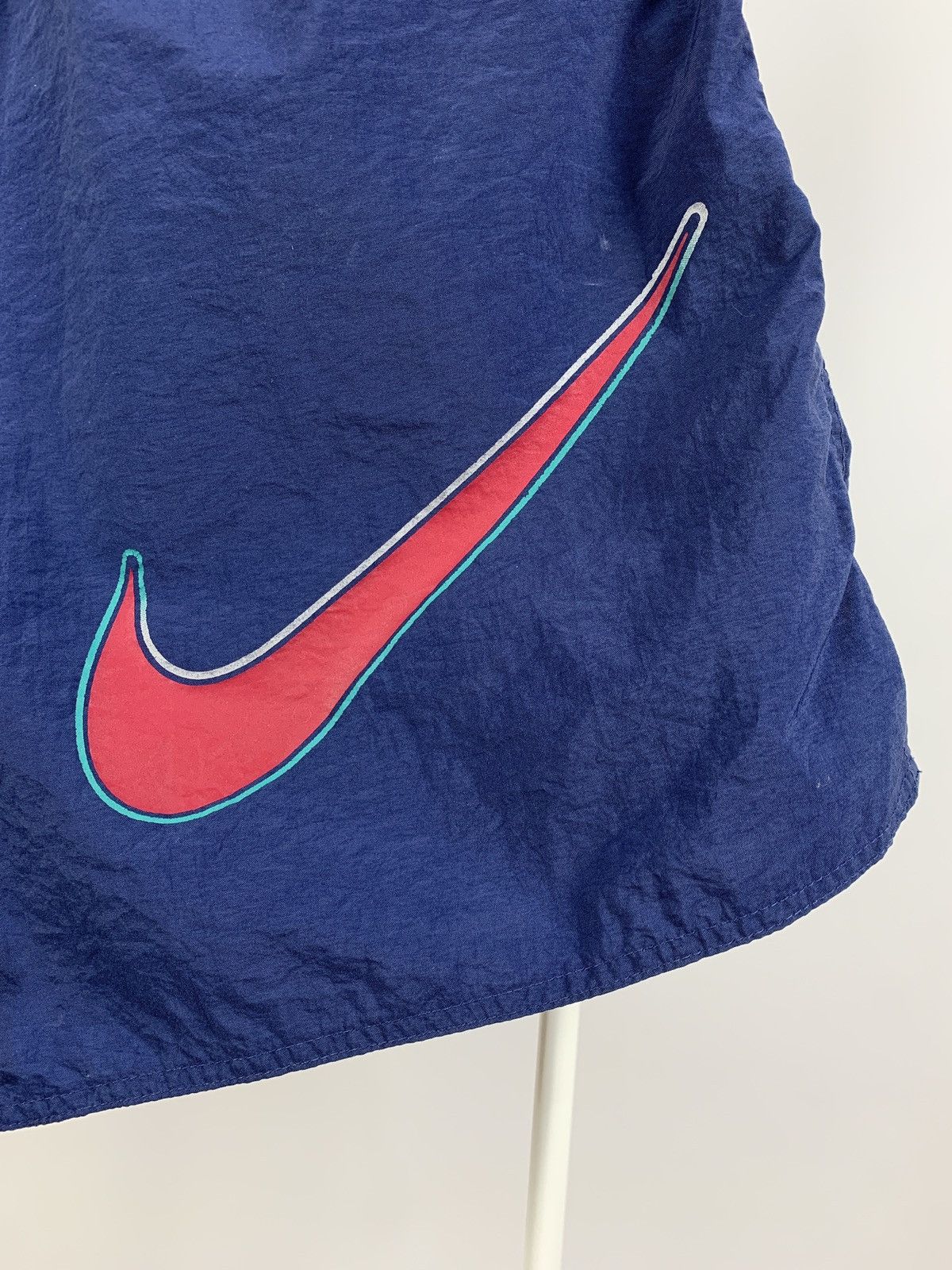 Nike 90s Vintage Nike Big Logo Swoosh Navy Blue Shorts Made in UK Size US 32 / EU 48 - 7 Thumbnail