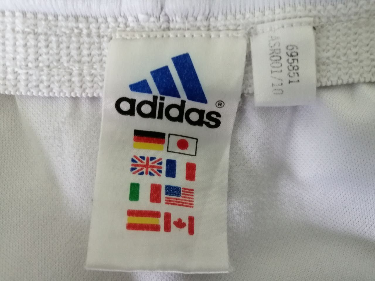 Adidas 2000-01 Real Madrid shorts XL Size US 38 / EU 54 - 5 Thumbnail