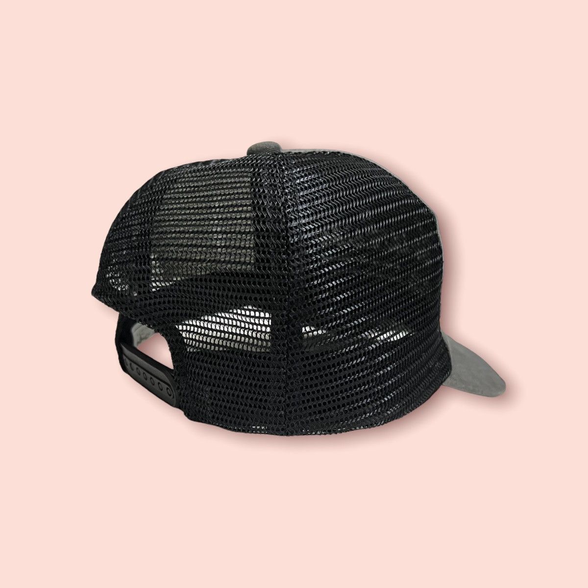 Japanese Brand BASIQUENTI DISTRESSED DENIM TRUCKER SNAPBACK Size ONE SIZE - 23 Thumbnail