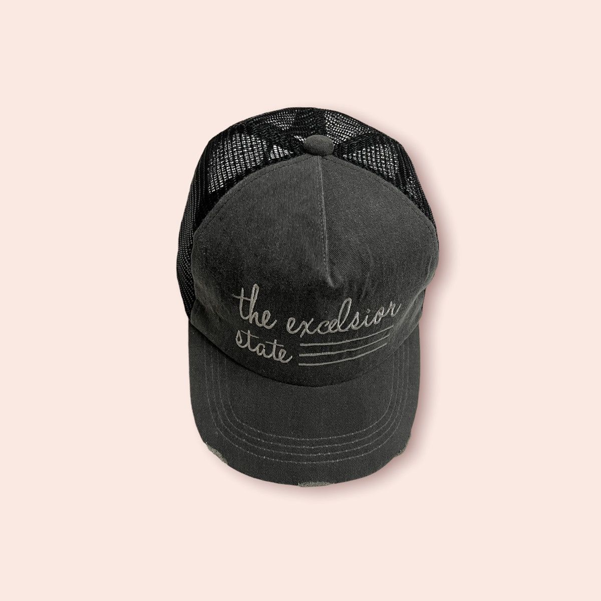 Japanese Brand BASIQUENTI DISTRESSED DENIM TRUCKER SNAPBACK Size ONE SIZE - 24 Thumbnail