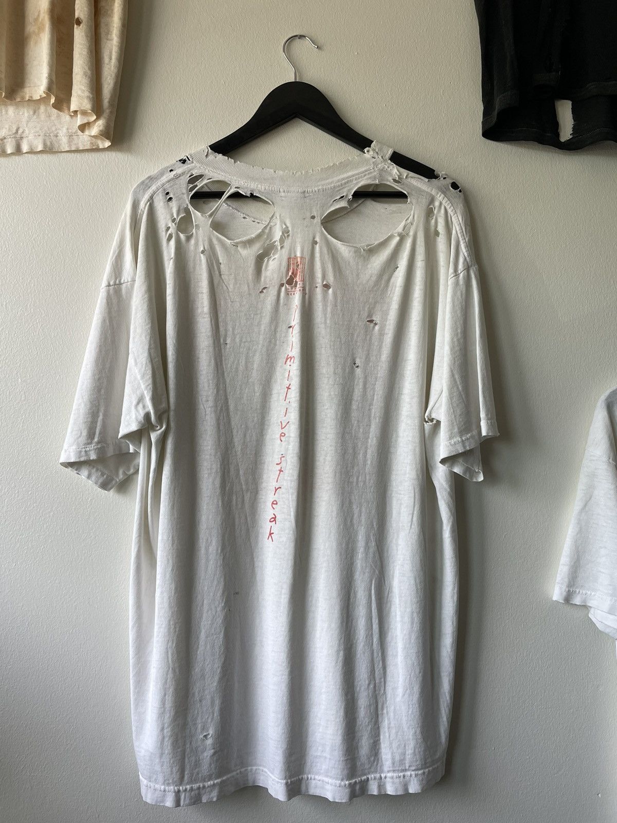 Vintage VINTAGE THRASHED SUBDUDES T-SHIRT Size US XL / EU 56 / 4 - 6 Thumbnail