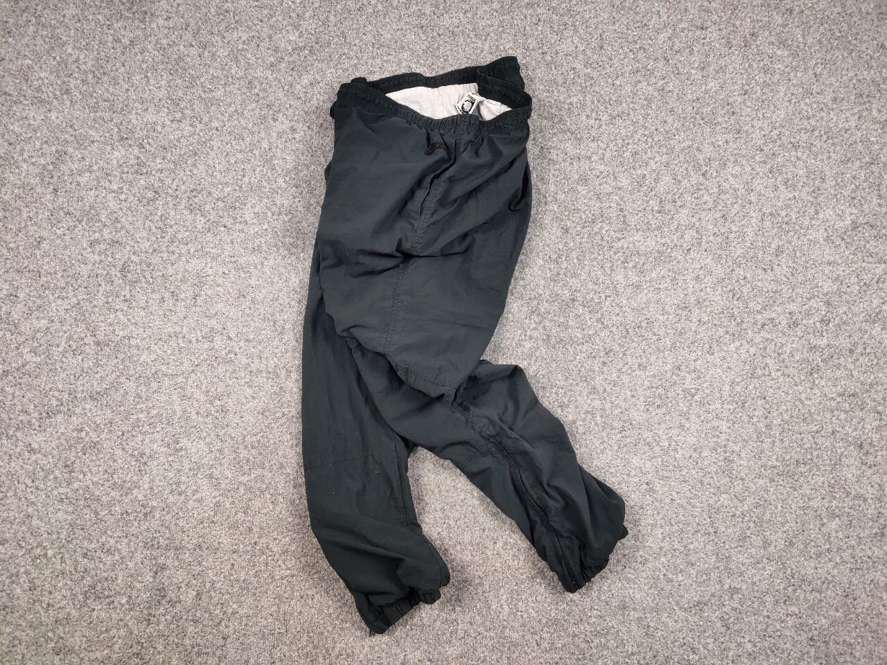 Nike Vintage 90's Nike Challenge Court Nylon Track Joggers Pants Size US 34 / EU 50 - 11 Thumbnail