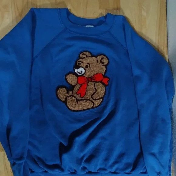Vintage Vintage Teddy Bear Ribbon Embroidered Crewneck Sweatshirt, Size US L / EU 52-54 / 3 - 1 Thumbnail