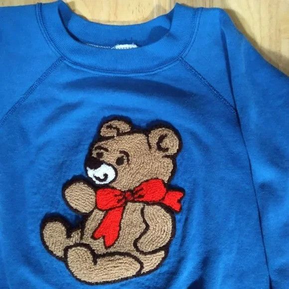 Vintage Vintage Teddy Bear Ribbon Embroidered Crewneck Sweatshirt, Size US L / EU 52-54 / 3 - 3 Thumbnail