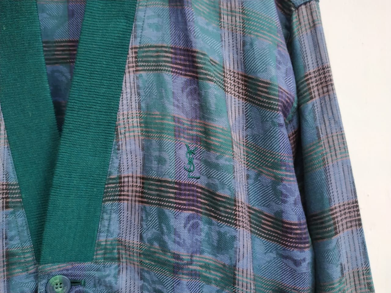 Yves Saint Laurent 90's Yves Saint Laurent Cardigan Size US L / EU 52-54 / 3 - 9 Thumbnail