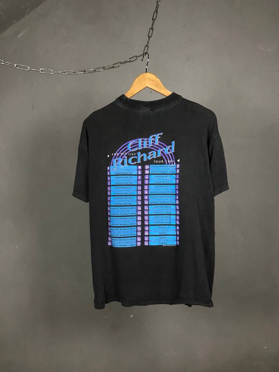 Band Tees Cliff Richard 1994 vintage rock band tour tee Size US L / EU 52-54 / 3 - 2 Thumbnail