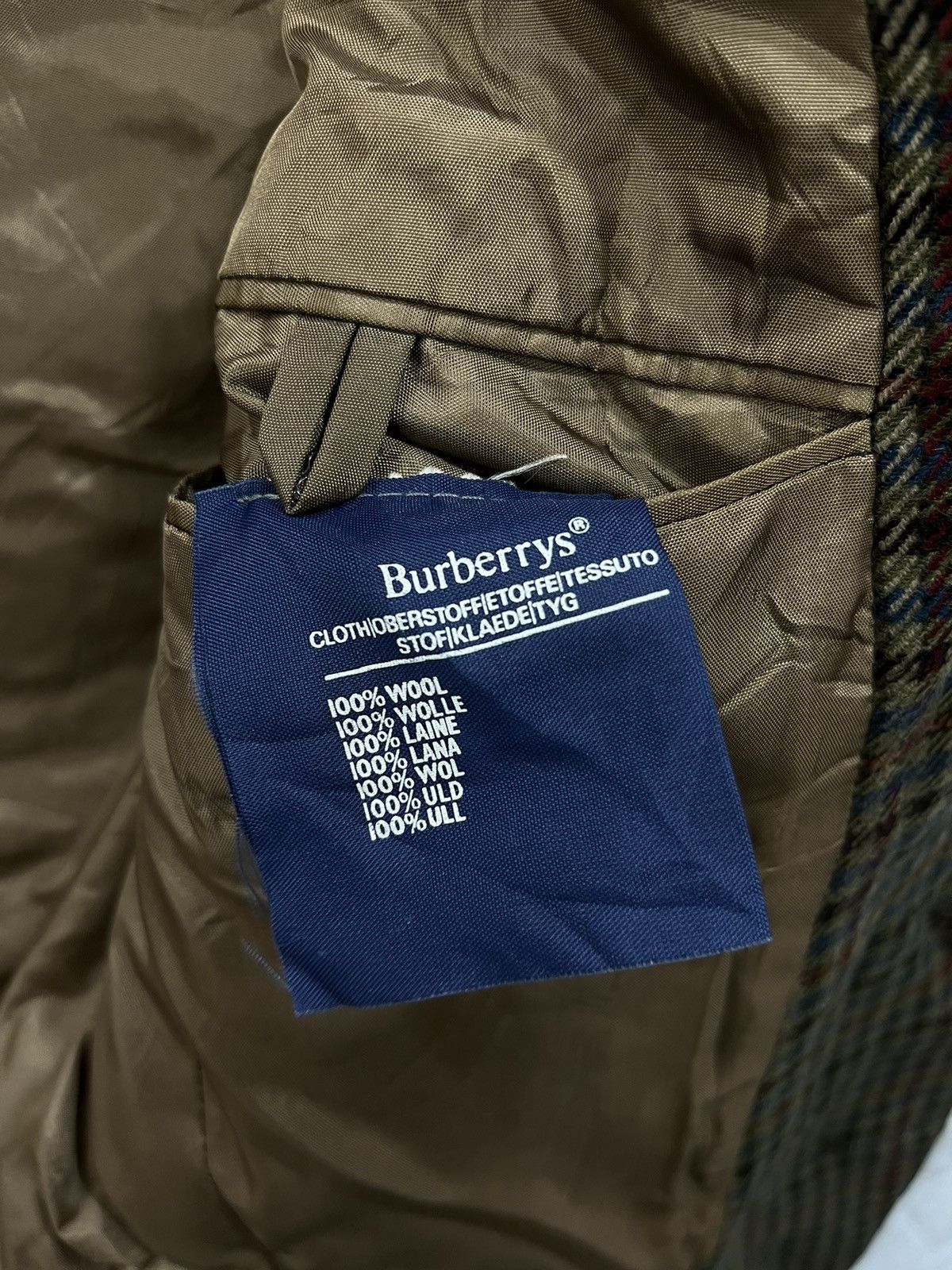 Burberry B72. BURBERRY WOOL BLAZER Size 36R - 9 Thumbnail