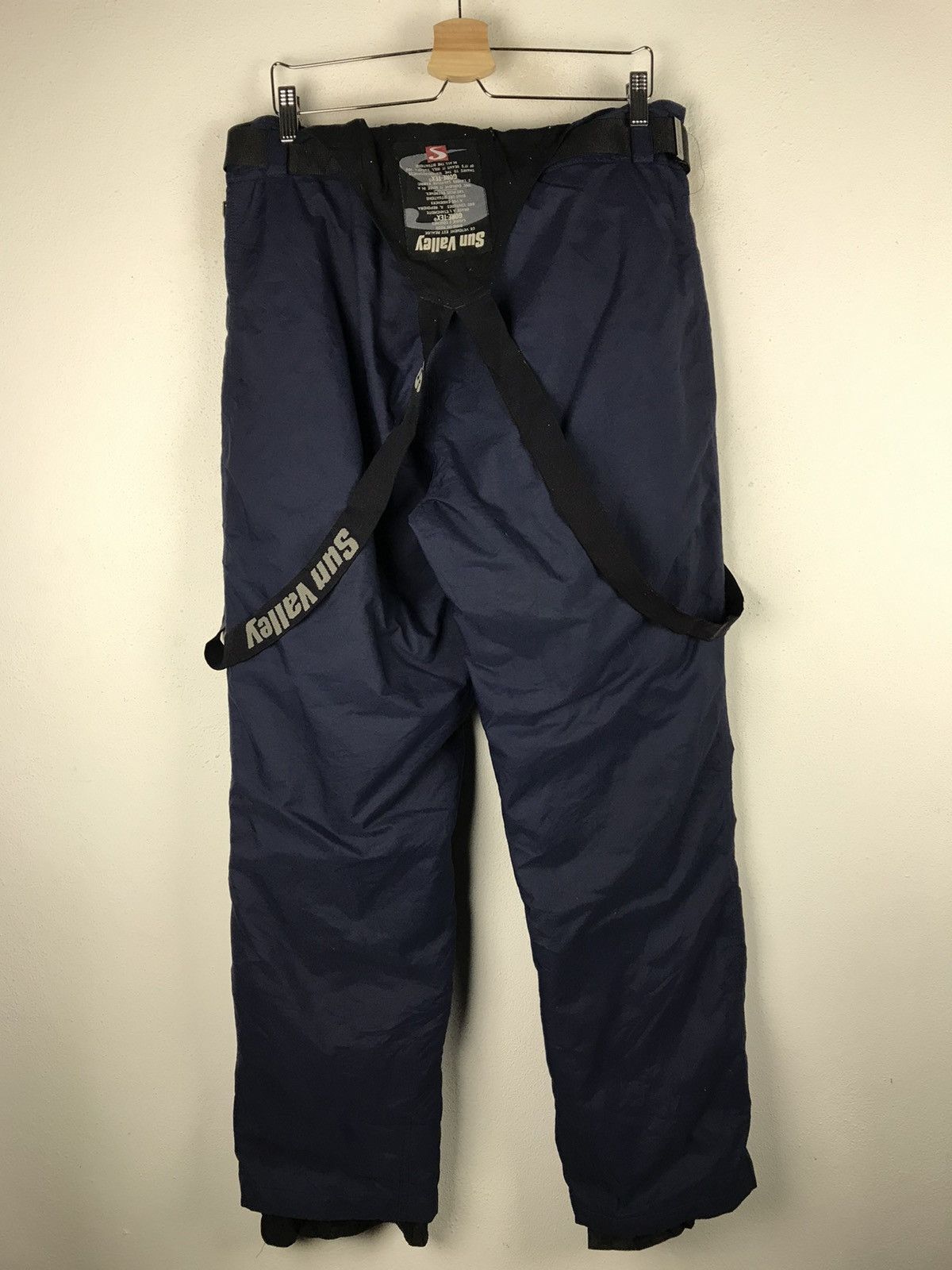 Japanese Brand 🔥SALE🔥SUN VALLEY BIB PANTS GORE-TEX Size US 38 / EU 54 - 6 Thumbnail
