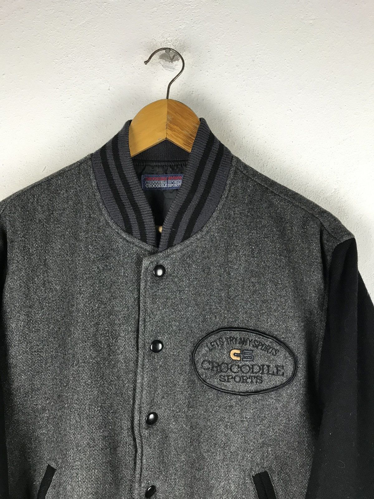 Japanese Brand Crocodile Sports Varsity Jacket - Gray and Black Vintage Size US M / EU 48-50 / 2 - 6 Thumbnail