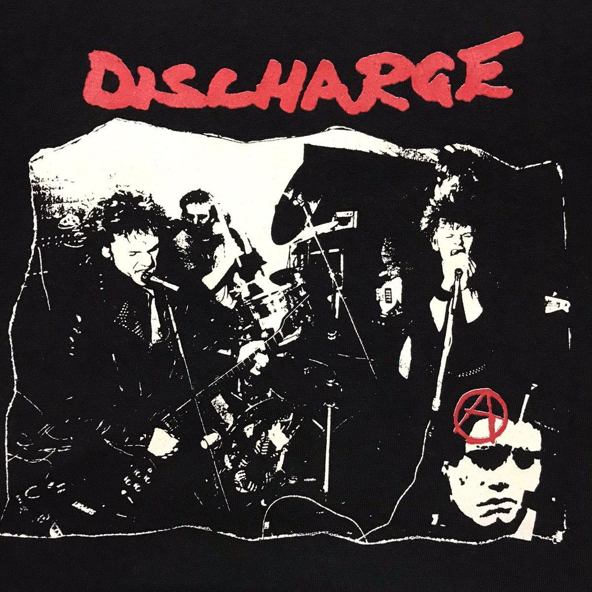 Band Tees Vintage Discharge D-Beat Hardcore Crust Punk Rock T Shirt Size US M / EU 48-50 / 2 - 3 Thumbnail