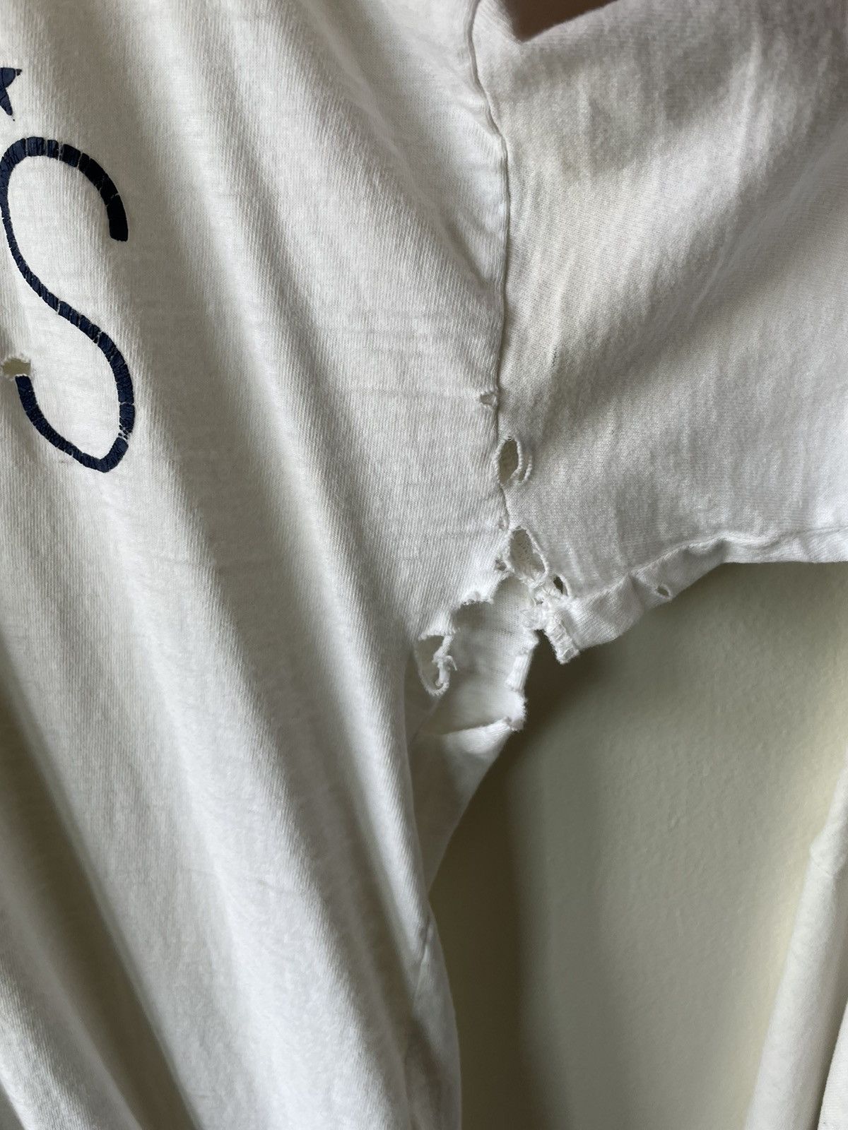 Vintage VINTAGE THRASHED MACY'S T-SHIRT Size US XL / EU 56 / 4 - 9 Thumbnail