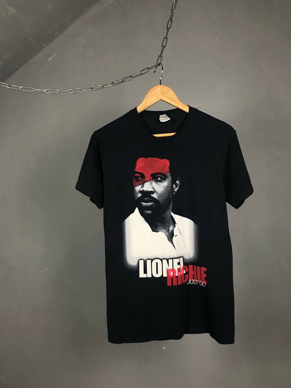 Band Tees Lionel Richie 2009 vintage band tour tee Size US S / EU 44-46 / 1 - 1 Thumbnail