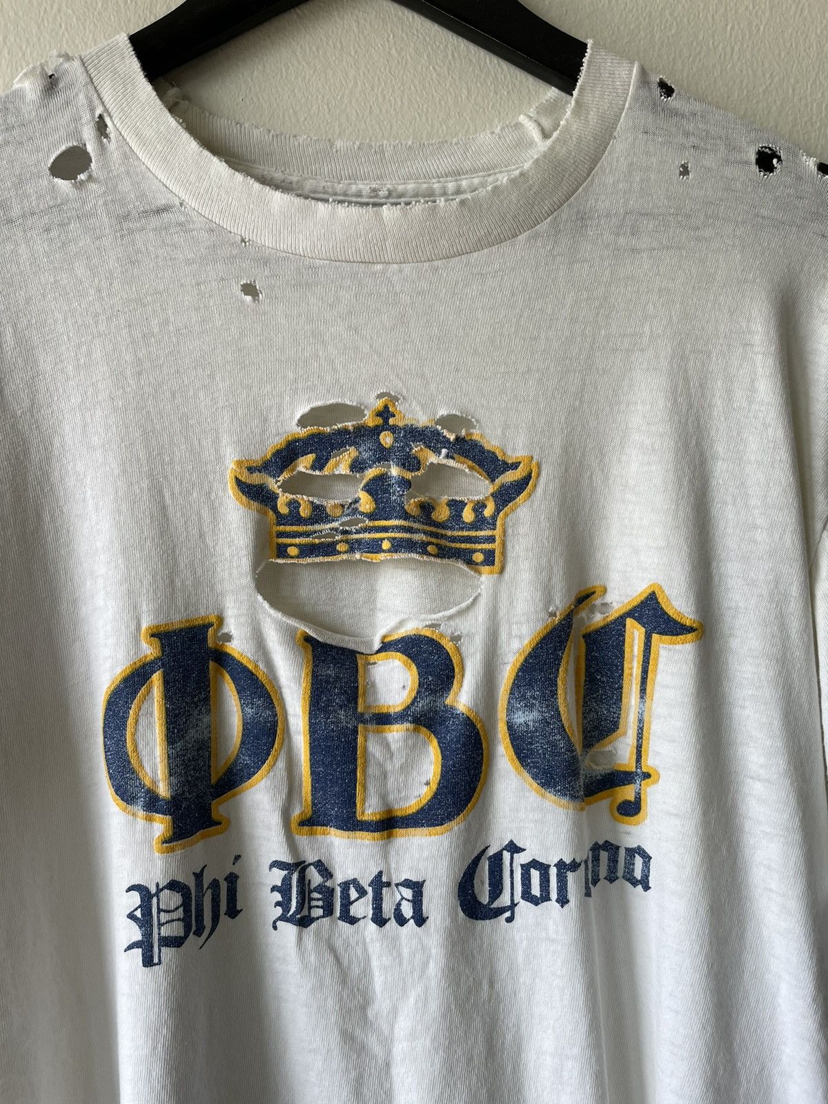 Vintage VINTAGE THRASHED FRATERNITY T-SHIRT Size US L / EU 52-54 / 3 - 6 Thumbnail