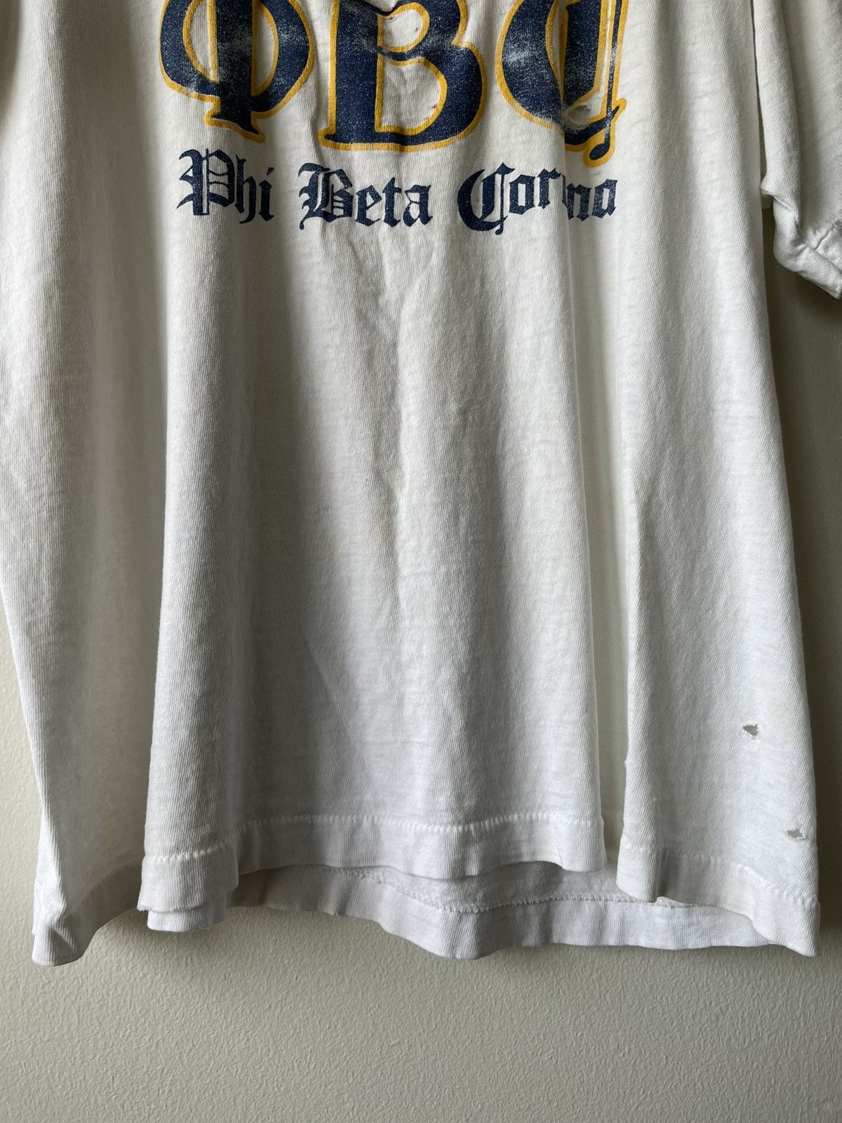 Vintage VINTAGE THRASHED FRATERNITY T-SHIRT Size US L / EU 52-54 / 3 - 4 Thumbnail