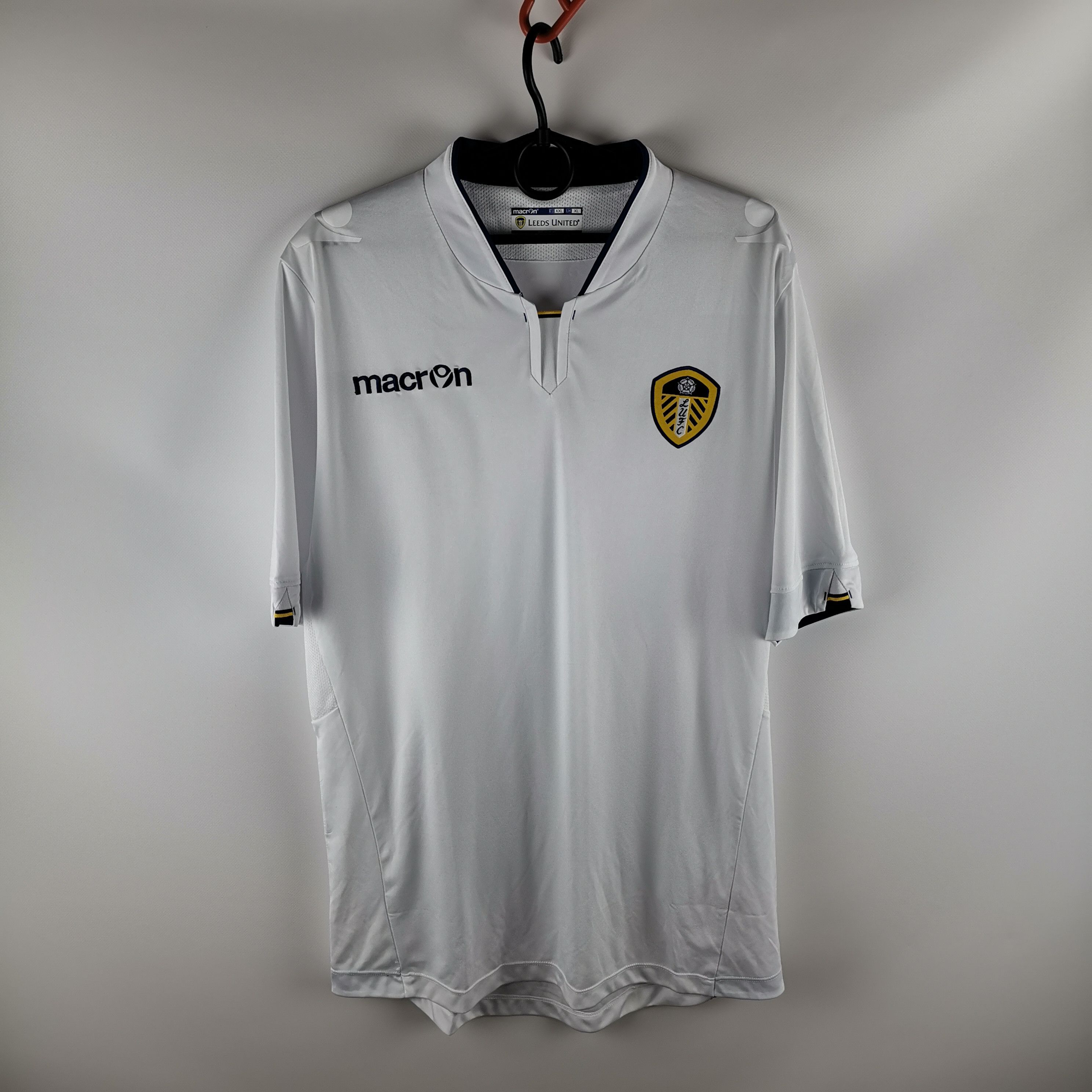 Macron Macron Leeds United 2014 2015 home soccer jersey football Size US XL / EU 56 / 4 - 1 Thumbnail