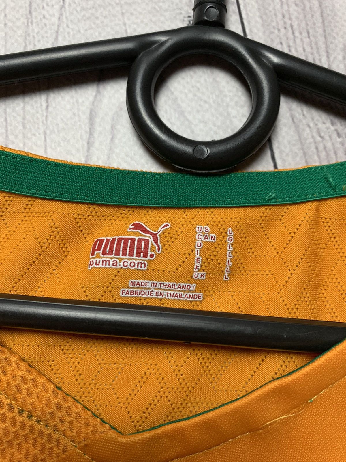 Puma Vintage soccer jersey Côte d’Ivoire puma size L Size US L / EU 52-54 / 3 - 3 Thumbnail