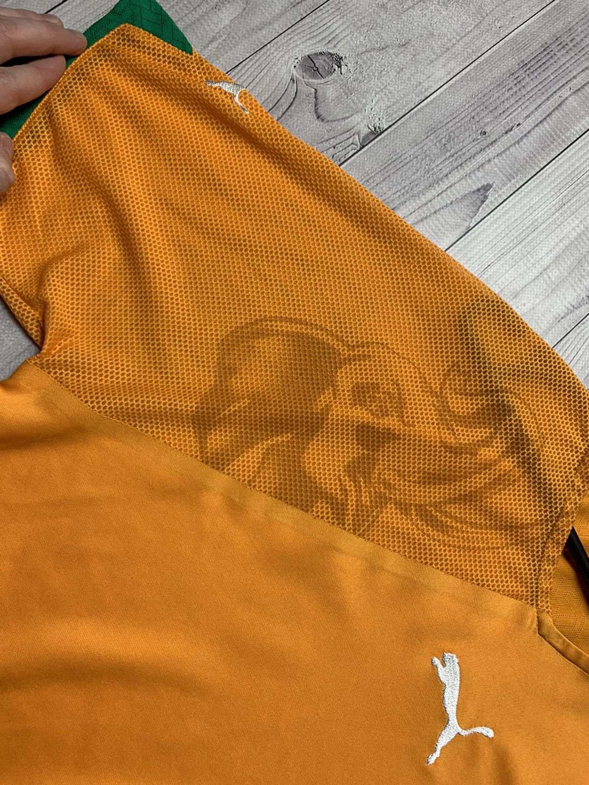 Puma Vintage soccer jersey Côte d’Ivoire puma size L Size US L / EU 52-54 / 3 - 2 Thumbnail