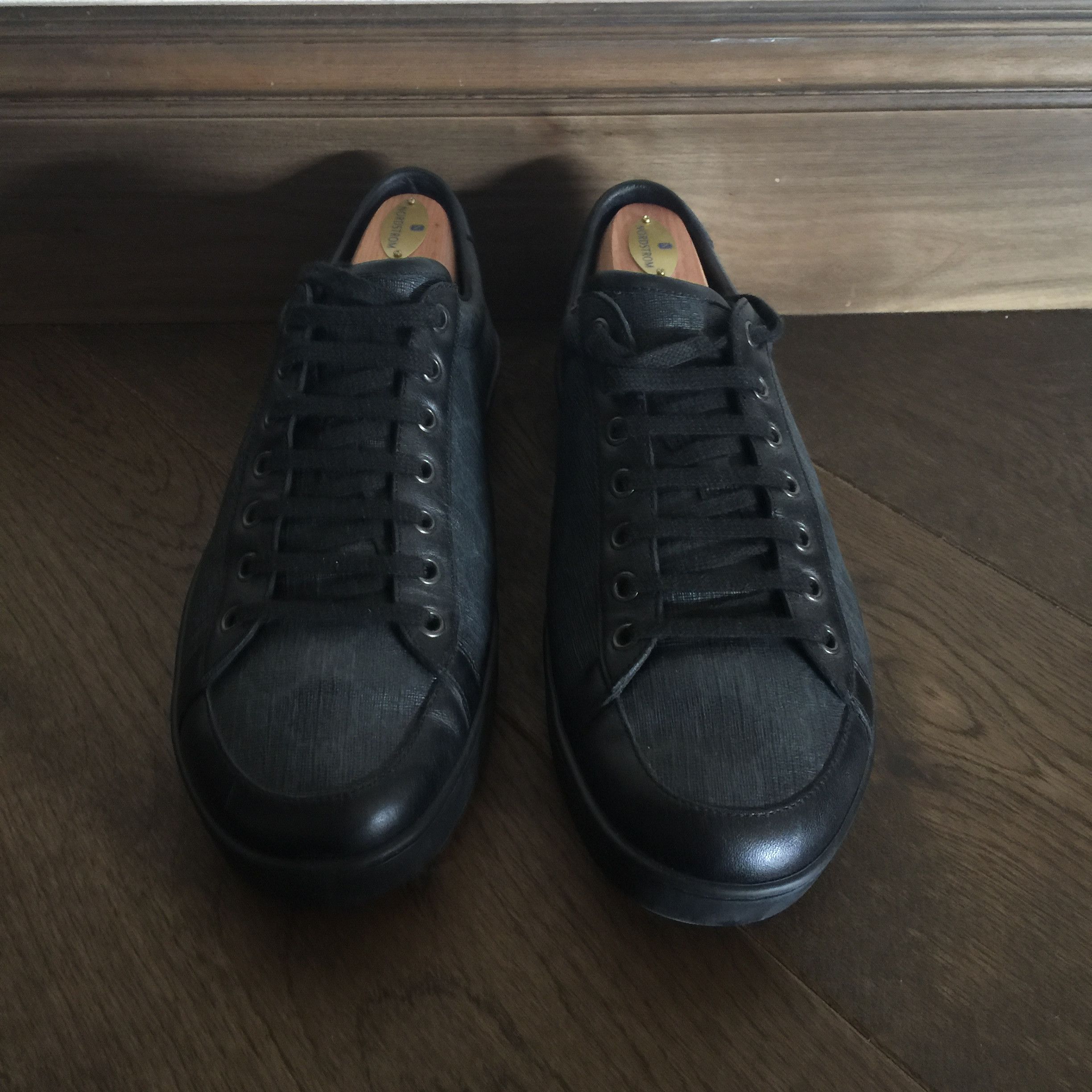 Supreme Sneaker (Monogram)