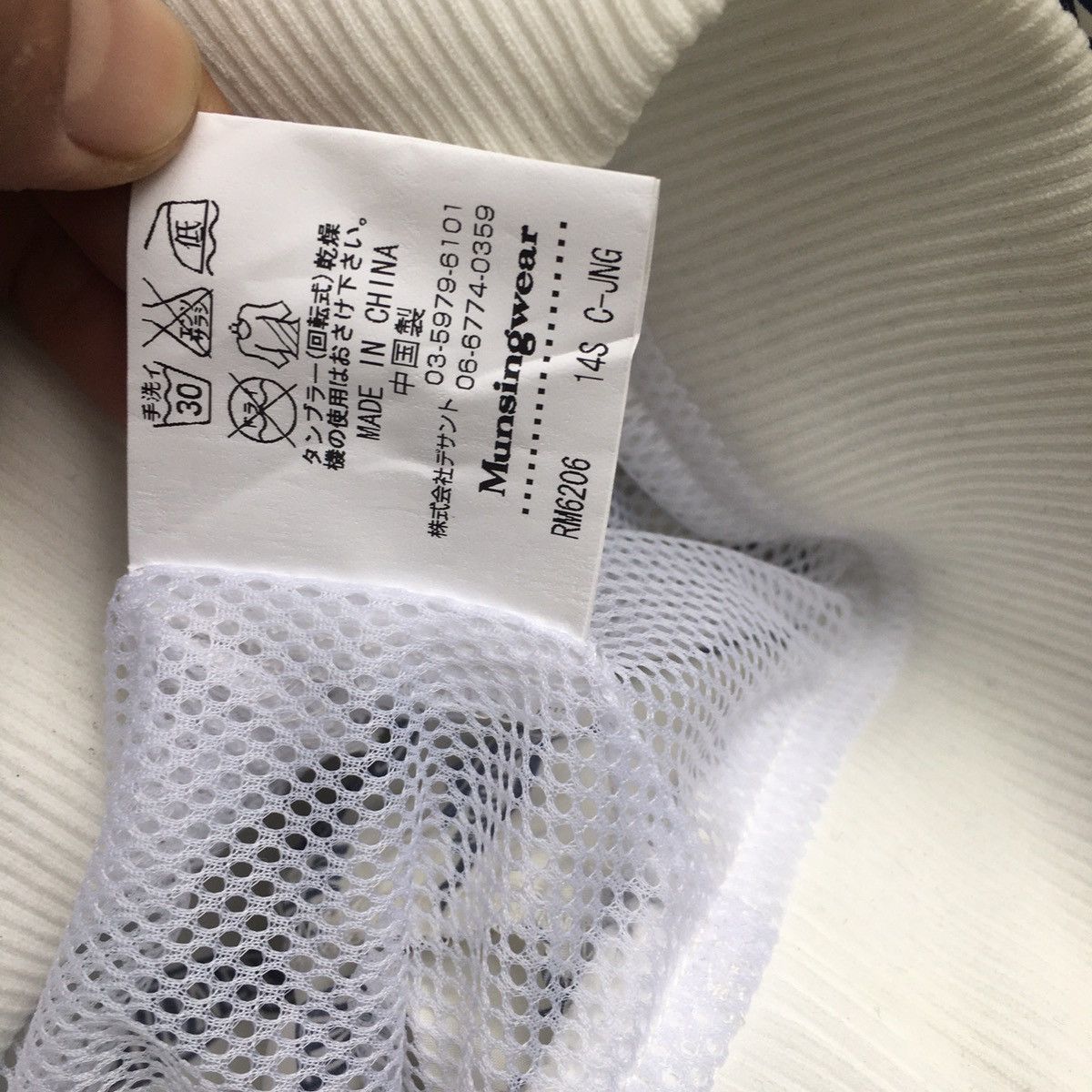 Other Munsingwear Over print Windbreaker Size US M / EU 48-50 / 2 - 7 Thumbnail