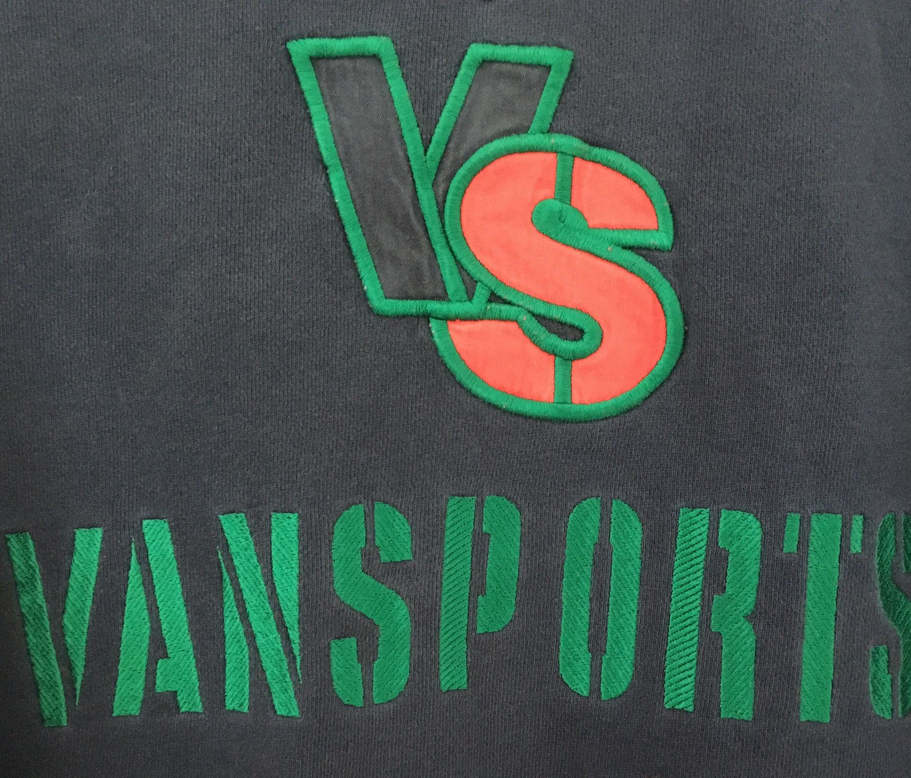 Vans Vansports Spellout Sweatshirt Skateboarding Style Size US L / EU 52-54 / 3 - 3 Thumbnail